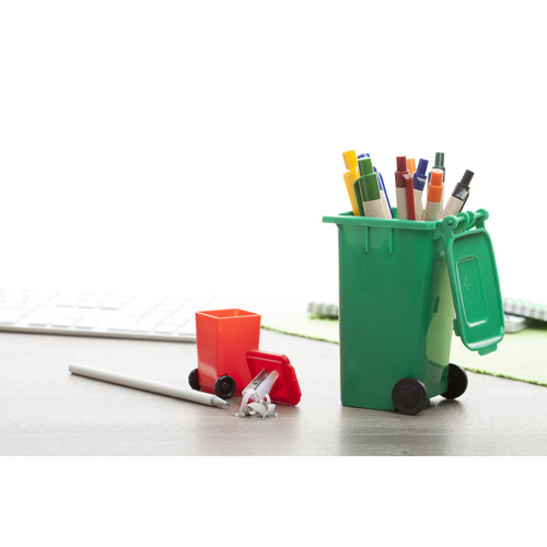 Portapenne verde in plastica a forma di pattumiera