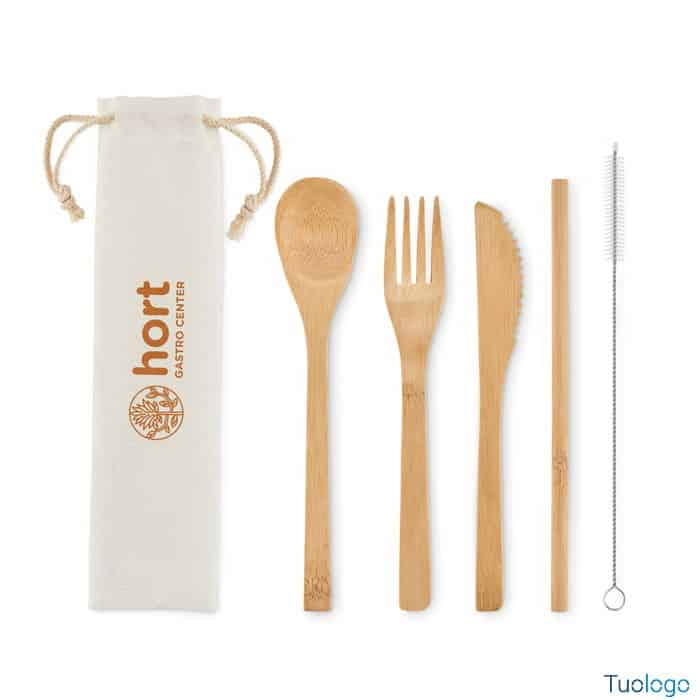Coltello forchetta cucchiaio e cannuccia in bamboo con spazzola e custodia in tela con logo