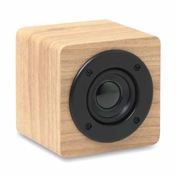 Speaker in legno con amplificatore interno