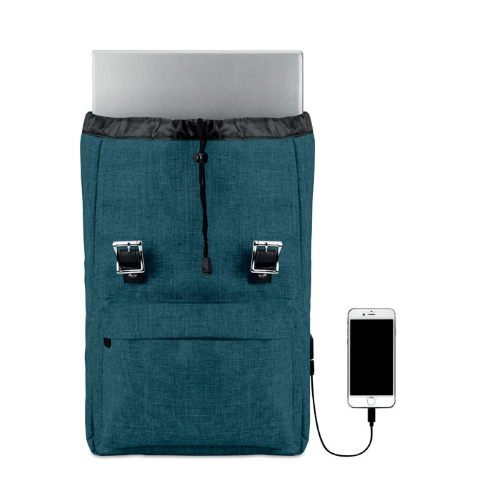 Zaino in poliestere blu con tasca frontale, chiusura a zip e spallacci imbottiti