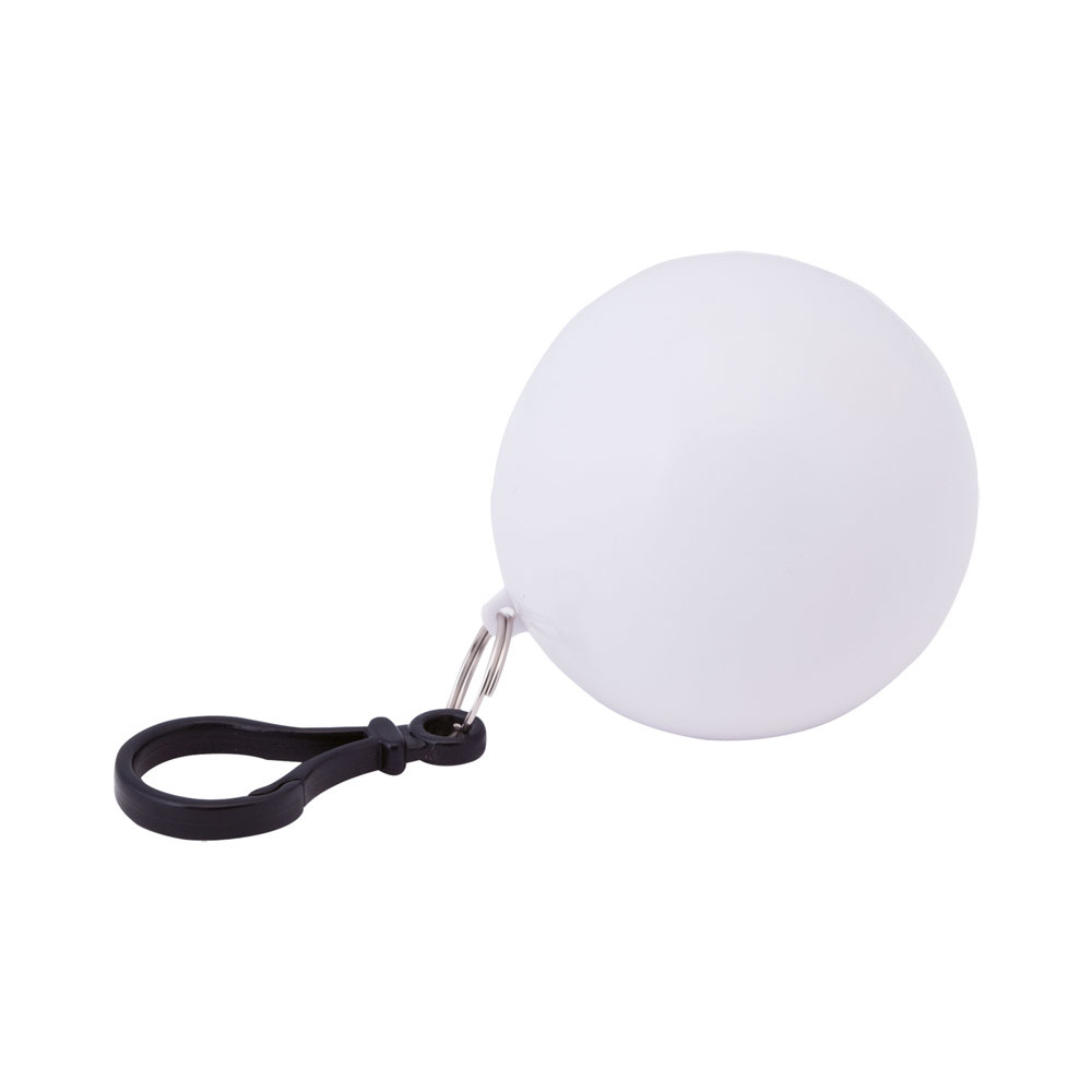 Impermeabile con portachiavi e moschettone ripiegato in pallina di plastica bianca