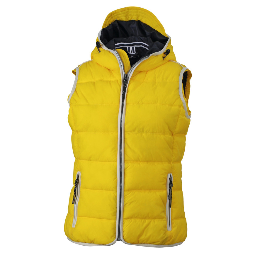 Smanicato giallo antivento con cappuccio regolabilez due tasche frontali e taschino interno 100% poliammide