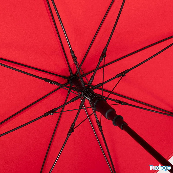 Dettaglio ombrello in poliestere arancione