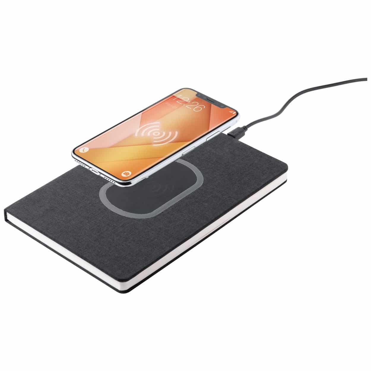 Bloc notes con copertina in poliestere nera e caricatore wireless