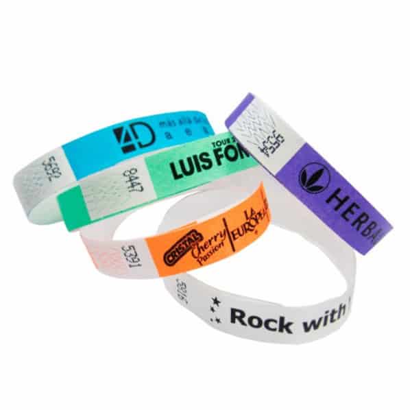 Braccialetti in tyvec di colori diversi