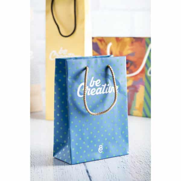 Borsa shopper in carta con manici in polipropilene con logo