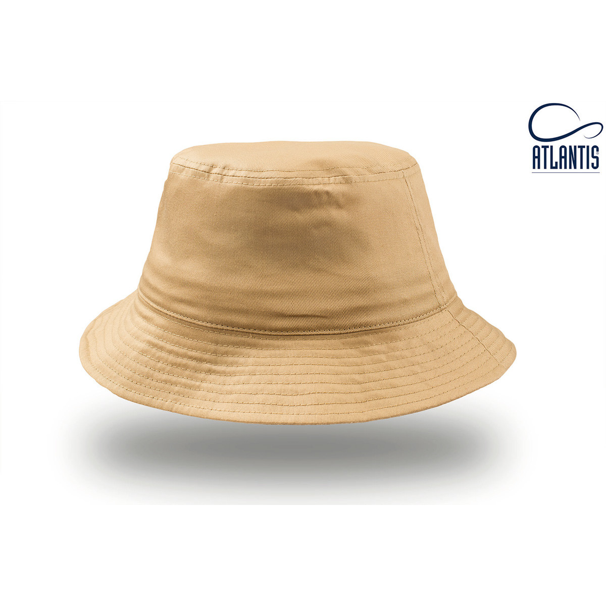 Cappello pescatore khaki in cotone su sfondo bianco