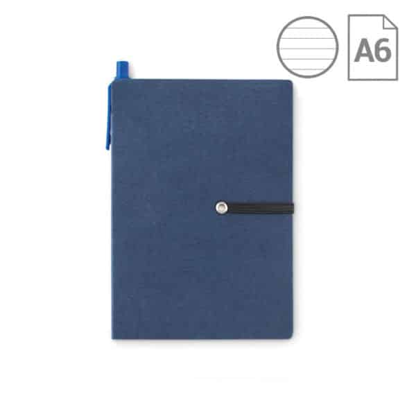 Bloc notes blu in carta riciclata con settanta fogli a righe e penna