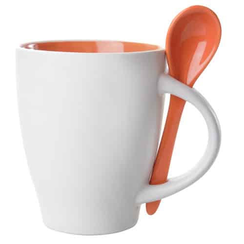 Tazza bianca con interno e cucchiaio arancioni