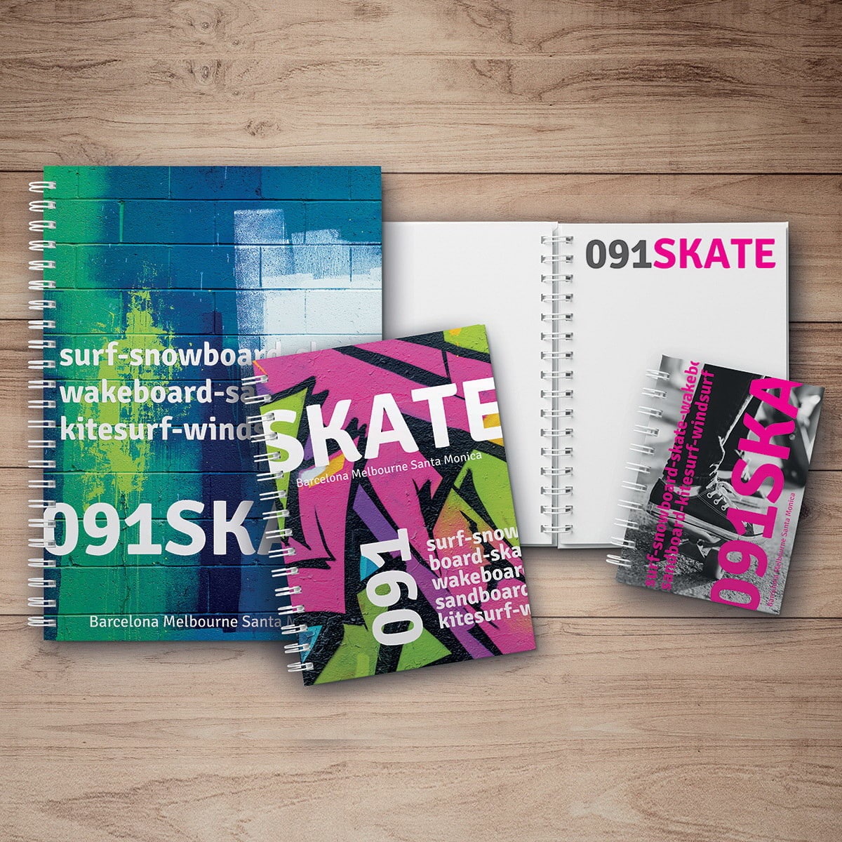 Diversi Bloc notes con copertina rigida e stampa