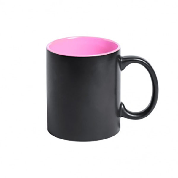 Tazza nera con interno rosa