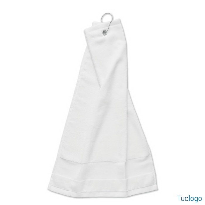 Asciugamano da golf bianco con foro di rame e anello, su sfondo bianco