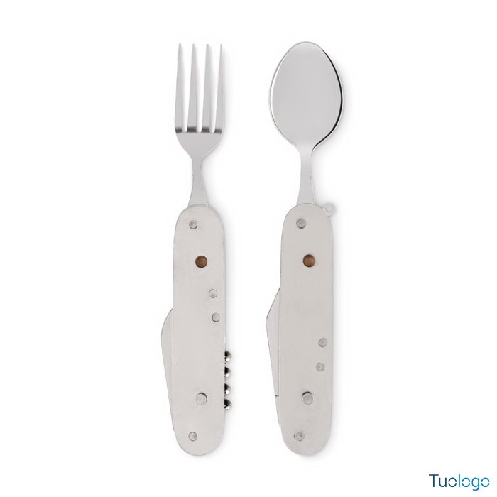 Due posate multifunzione bianche, una come forchetta e l