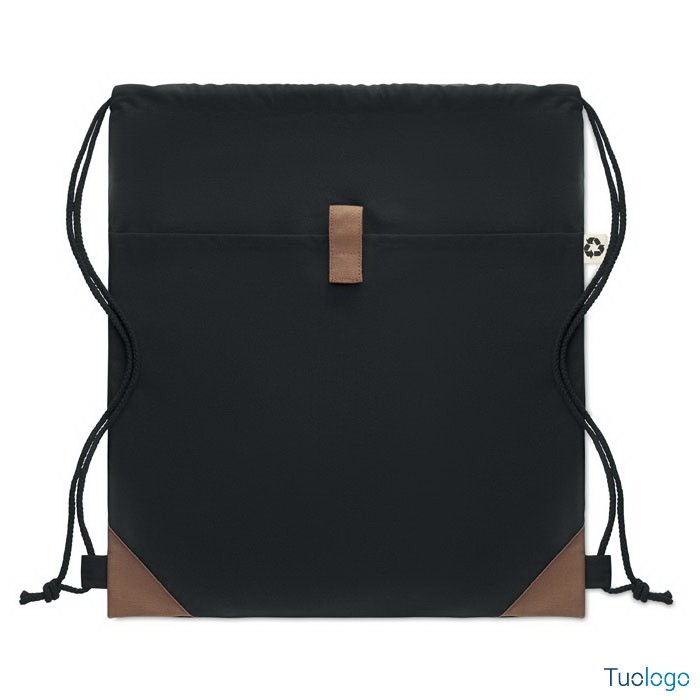 Sacca per palestra nera con cordini, su sfondo bianco