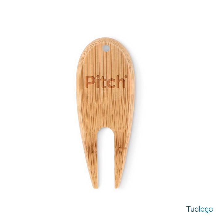 Divot in bamboo, con logo, su sfondo bianco