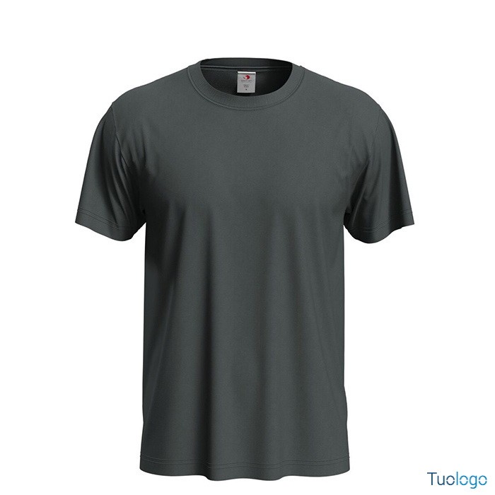 Tshirt uomo nera su sfondo bianco