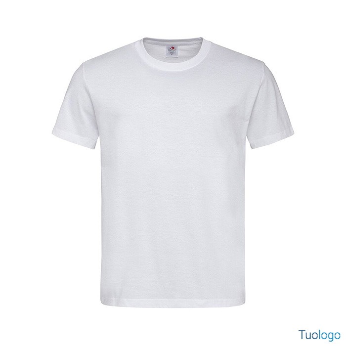 Tshirt uomo bianca su sfondo bianco