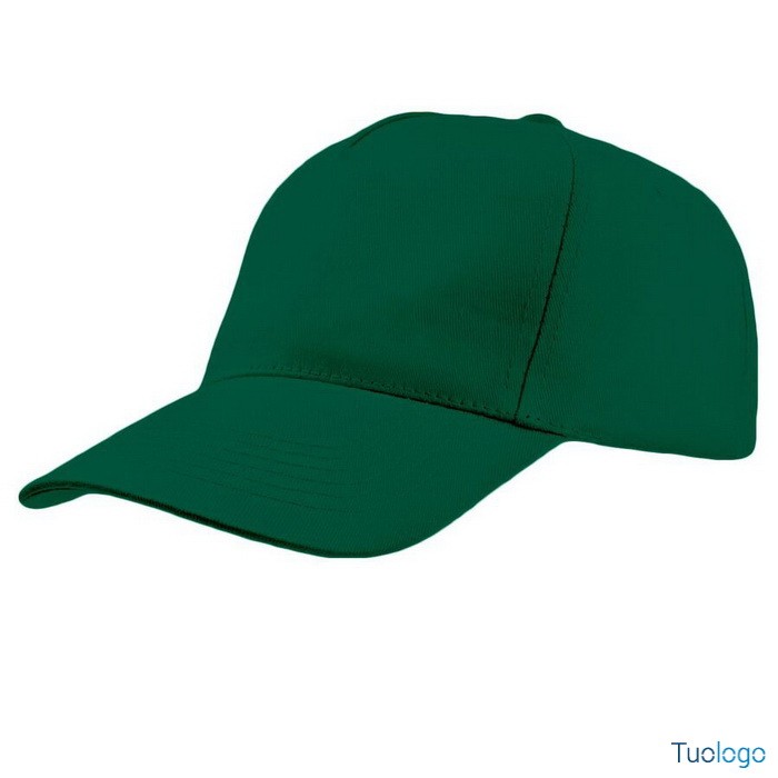Cappellino cucito verde su sfondo bianco