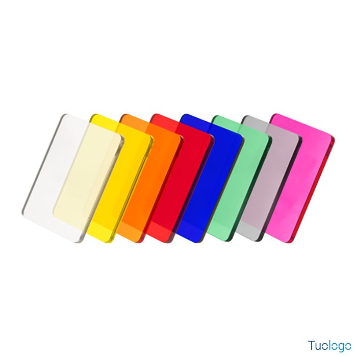 Diversi portachiavi fatti su misura