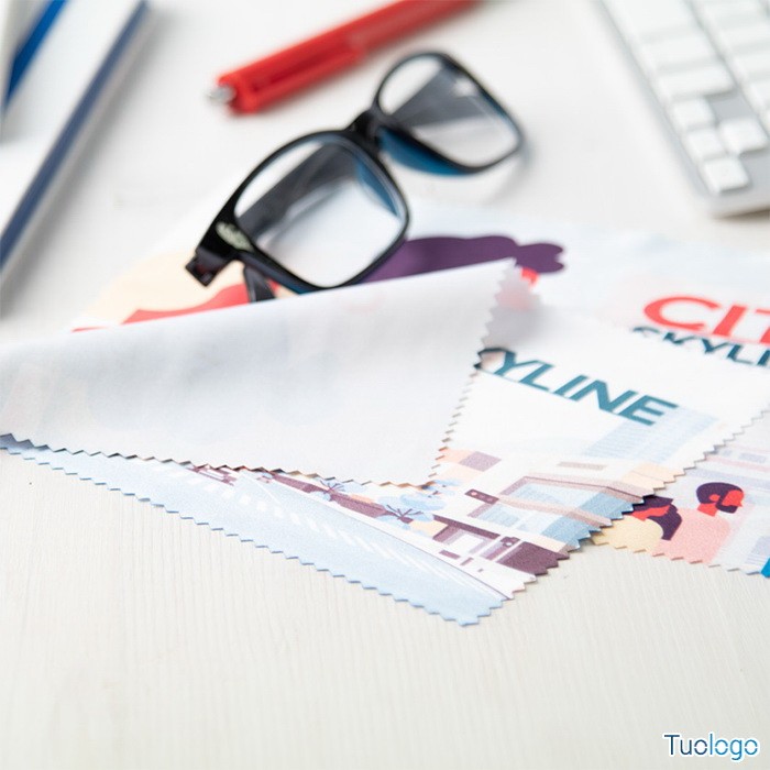 Panno pulisci occhiali in microfibra