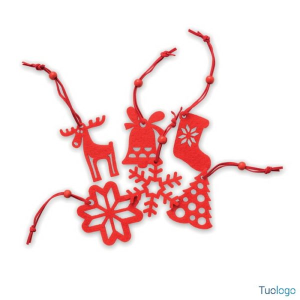 Sei decorazioni natalizie rosse in tessuto a forma di: albero, fiocco di neve, renna, calza, campana e stella