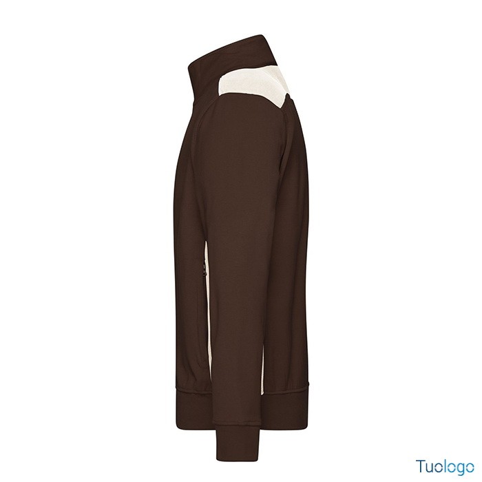 Dettaglio laterale felpa marrone con inserti bianchi e zip lunga